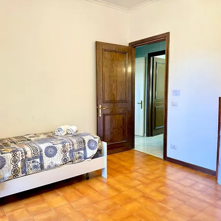 Bonelli Train St - Spacious Family Apartament Rzym